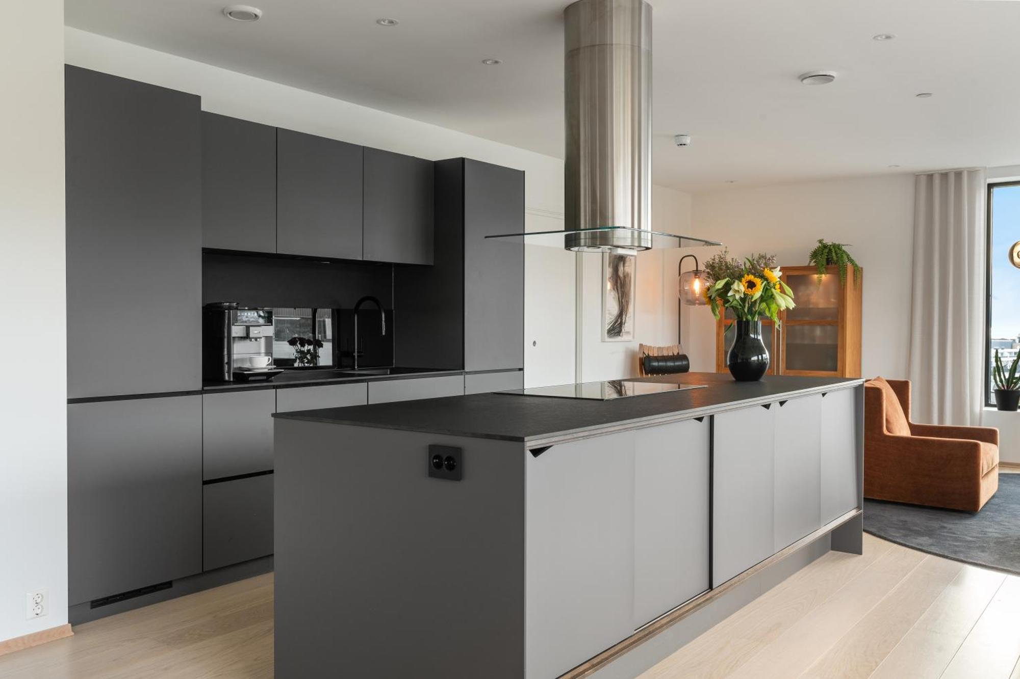 Luxury Apartment Downtown Tromso With 2 Bedrooms And 2 Bathrooms And Parking Екстериор снимка