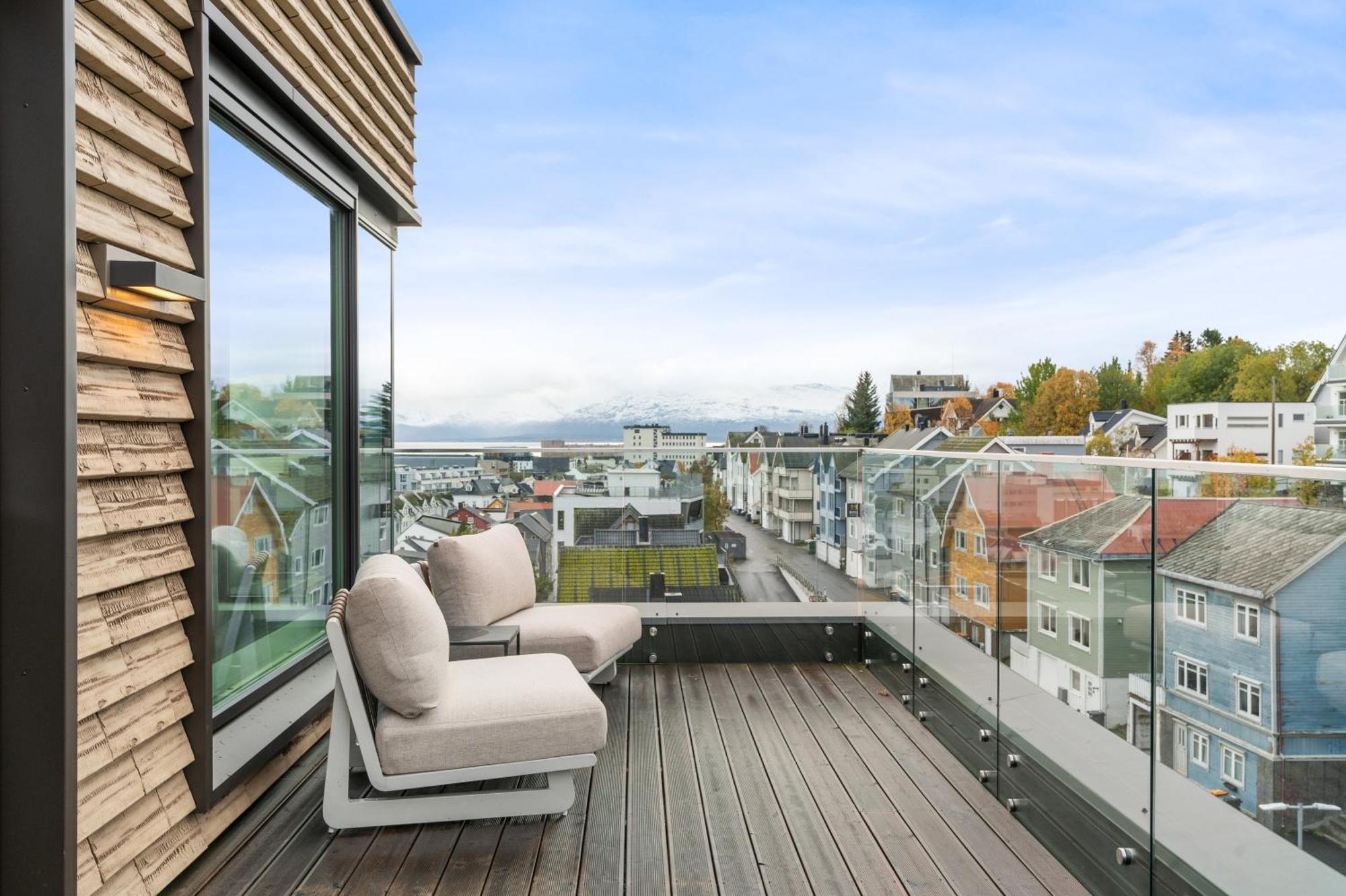 Luxury Apartment Downtown Tromso With 2 Bedrooms And 2 Bathrooms And Parking Екстериор снимка